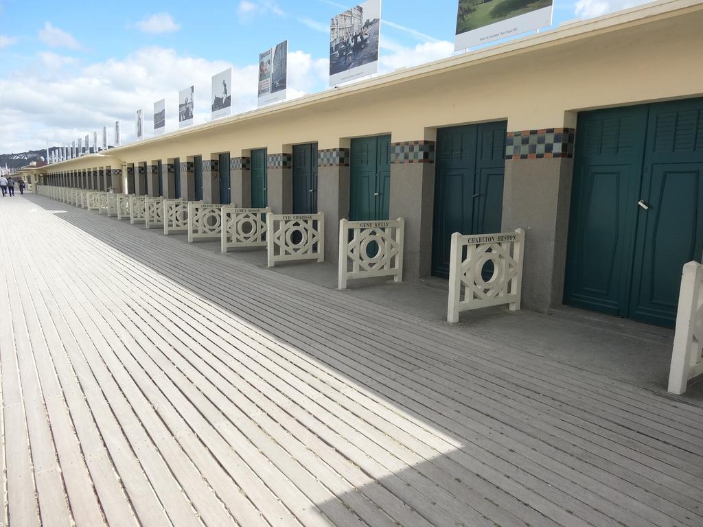 L'Ideal 112 - 85M2, 2 Chambres, Parking & Cabine De Plage Deauville Dış mekan fotoğraf